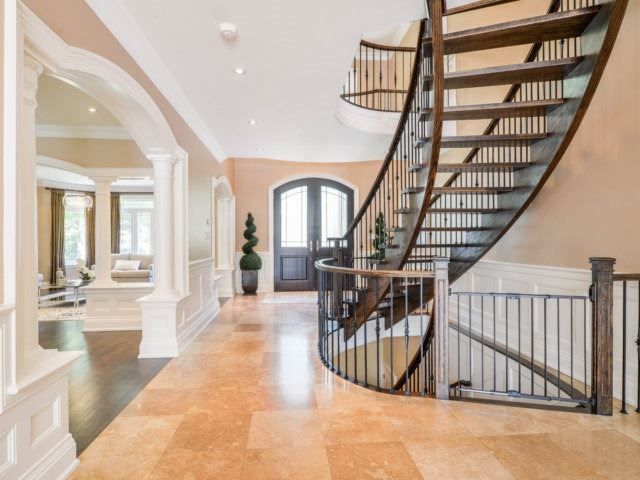 2334 Hammond Rd, Mississauga, L5K1T2 | Image 2