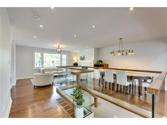730 Drury Lane, Burlington, L7R 2X7 | Image 2