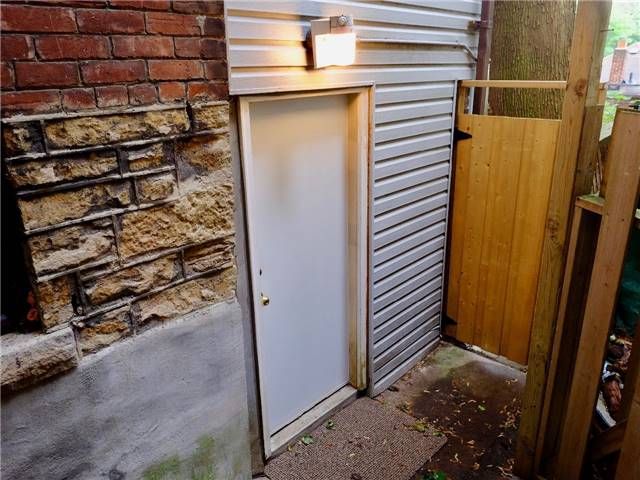 102 Gothic Ave, Toronto, M6P 2V9 | Image 3