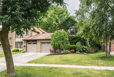 Semi-Detached House sold at 823 Laurier Avenue, Milton, Ontario, L9T 4H4 - Timberlea - MLS: W3871196