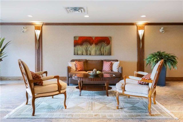 304 - 35 Via Rosedale Way, Brampton, L6R3J9 | Image 2