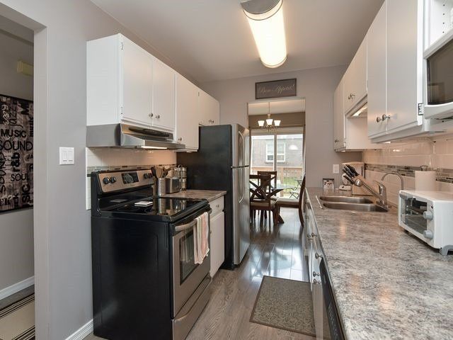 56 - 31 Parkview Dr, Orangeville, L9W4J1 | Image 3