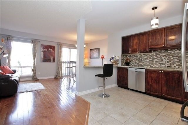 #109 - 2945 Thomas St, Mississauga, L5M6C1 | Image 2