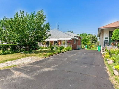 Semi-Detached House sold at 45 Autumn Boulevard, Brampton, Ontario, L6T 2W1 - Avondale - MLS: W3880333