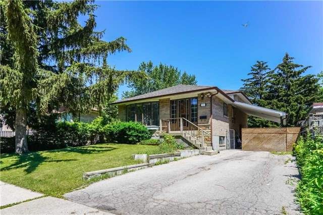 7 Burtonwood Cres, Toronto, M9V3L9 | Image 2