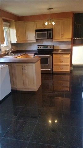 3948 Midhurst Lane, Mississauga - Rathwood image-0-2