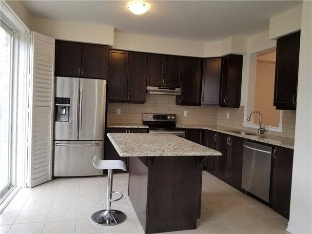 1391 Whitney Terr, Milton, L9E0B8 | Image 3