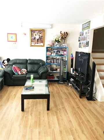 24 - 25 Gosford Blvd, Toronto, M3N2G7 | Image 2