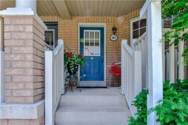 102 Roxton Rd, Oakville, L6H6V4 | Image 2