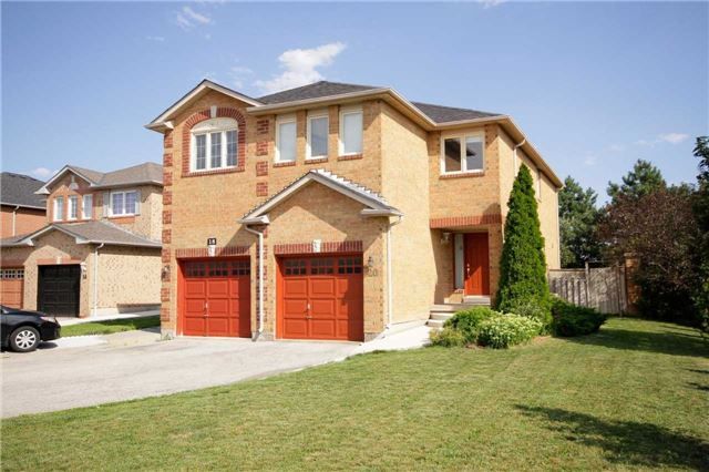 20 Ridge Valley Crt, Brampton, L6X4M9 | Image 2