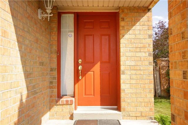 20 Ridge Valley Crt, Brampton, L6X4M9 | Image 3