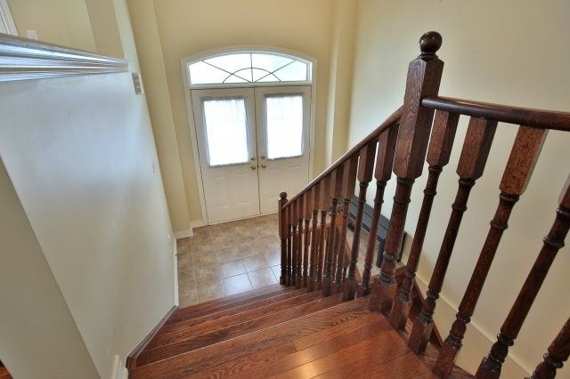 5 Amy Ave, Brampton, L6P | Image 3