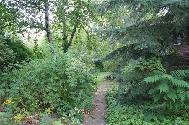 1362 Kenmuir Ave, Mississauga, L5G4B4 | Image 2