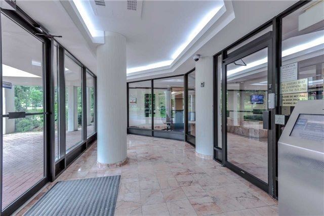 1212 - 1 Rowntree Rd, Toronto, M9V5G7 | Image 2