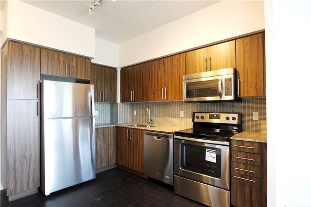 1302 - 65 Speers Rd, Oakville, L6K3V5 | Image 2