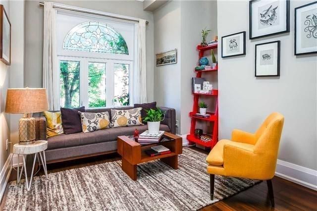 50 Gwynne Ave, Toronto, M6K2C4 | Image 2