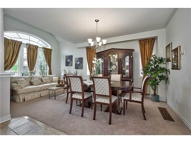 2343 Falling Green Dr, Oakville, L6M5A7 | Image 2