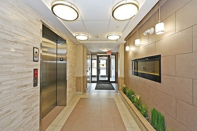 106 - 1045 Nadalin Hts, Milton, L9T8R5 | Image 2