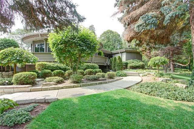 1352 Nocturne Crt, Mississauga, L5H2L8 | Image 2