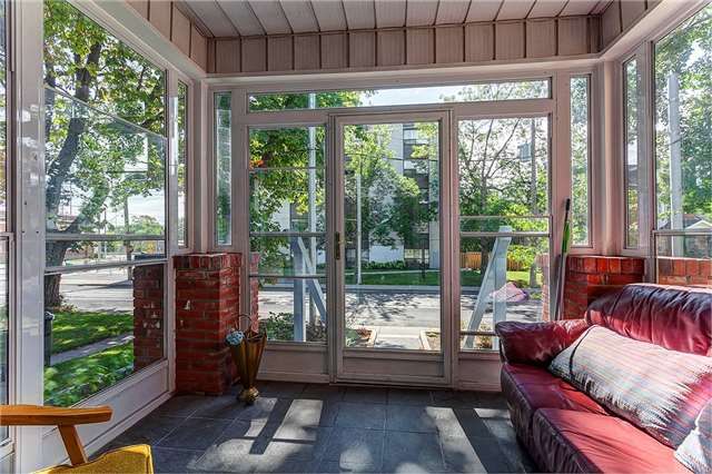 8 Springhurst Ave, Toronto, M6K1A9 | Image 2