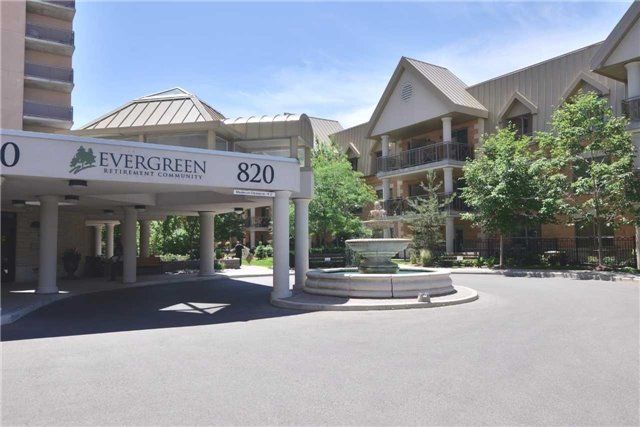 309 - 810 Scollard Crt, Mississauga, L5V0A4 | Image 2