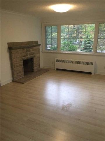 2143 Grange Dr, Mississauga, L5B1P4 | Image 3