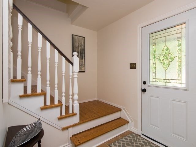 172 Ellwood Dr E, Caledon, L7E1Z1 | Image 3