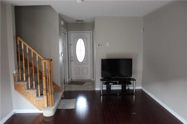 344 Prosser Circ, Milton, L9T0P5 | Image 2