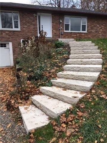 10 Victoria St, Caledon, L7C 1G7 | Image 2