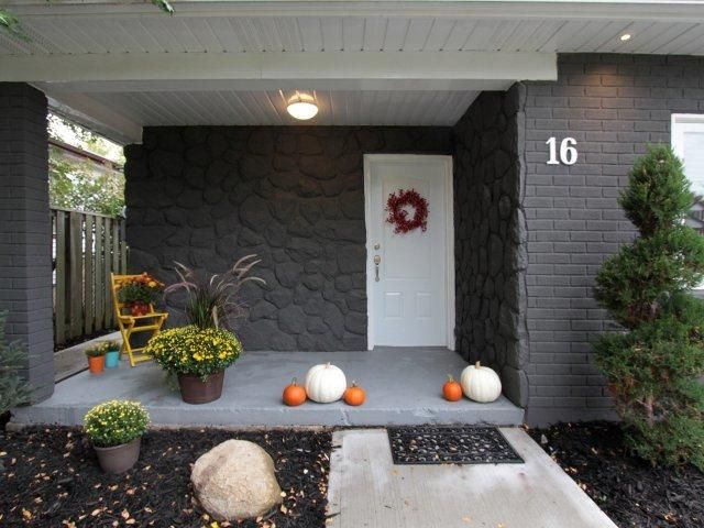 16 Woodward Ave, Brampton, L6V1K1 | Image 3