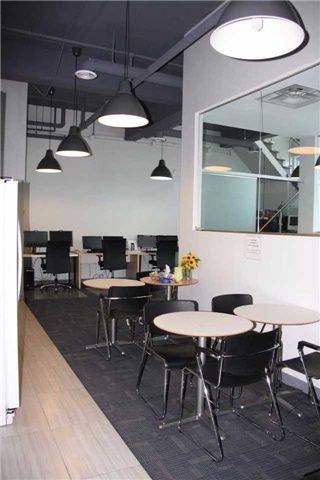 101 - 1055 Canadian Pl, Mississauga, L4W0C2 | Image 3