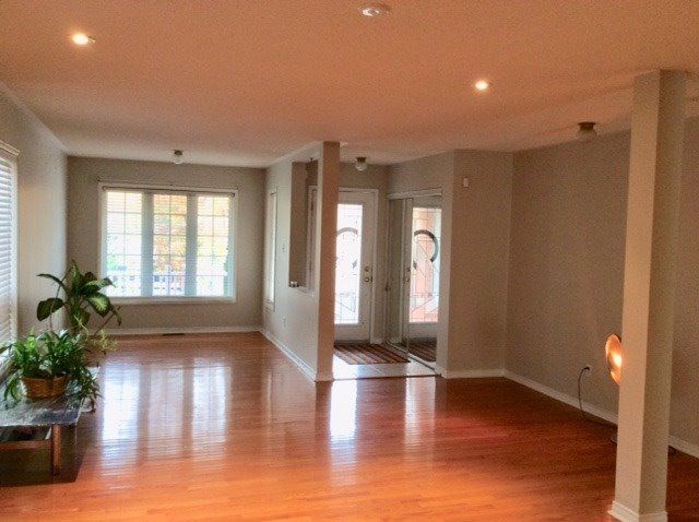 65 Fairhill Ave, Brampton, L7A2E8 | Image 3