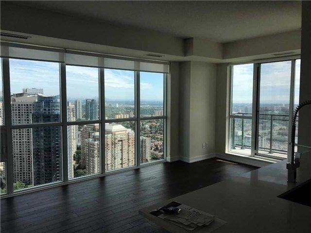 3207 - 4011 Brickstone Mews, Mississauga, L5B0J7 | Image 2