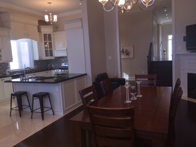 19 Connorvale Ave, Toronto, M8W3Z9 | Image 3