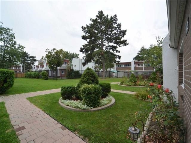 143 - 34 Venetian Cres, Toronto, M3N2L8 | Image 3