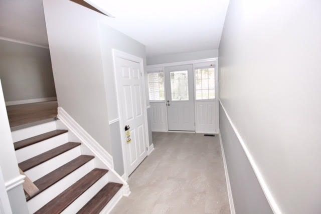 1 Stanwood Cres, Toronto, M9M1Z8 | Image 2