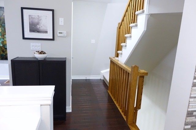 17 - 362 Plains Rd E, Burlington, L7T0A4 | Image 3