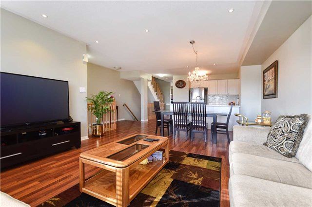 13 - 3975 Eglinton Ave W, Mississauga, L5M 0E7 | Image 2