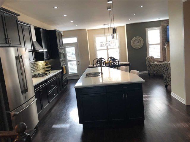 521 Yates Dr, Milton, L9T8Z7 | Image 3