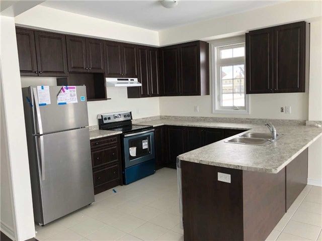 80 George Gray Dr, Brampton, L6R 4A3 | Image 3