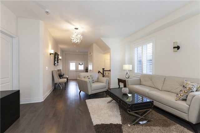 792 Glenbrook Ave, Burlington, L7T 1H6 | Image 2