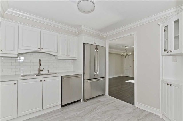 1410 - 1400 Dixie Rd, Mississauga, L5E3E1 | Image 3