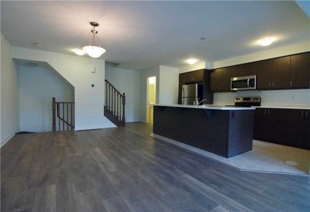 569 Laking Terr, Milton, L9T9J3 | Image 3