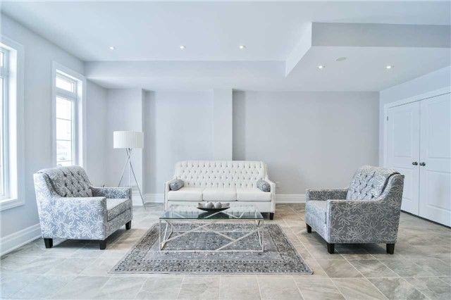 2275 Khalsa Gate, Oakville, L6M1P4 | Image 3