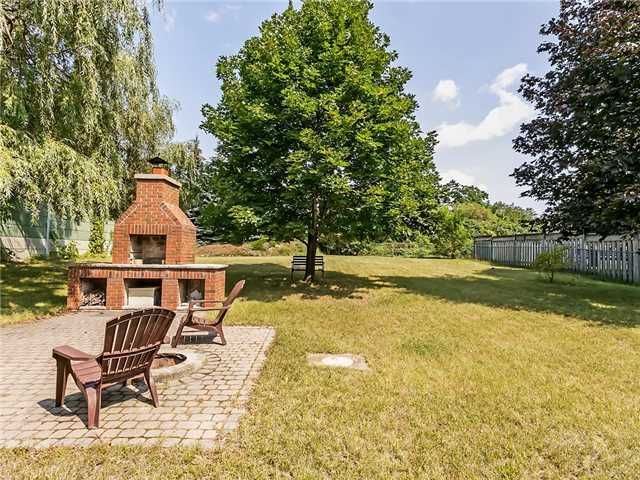 1653 Glenburnie Rd, Mississauga, L5G3E4 | Image 2