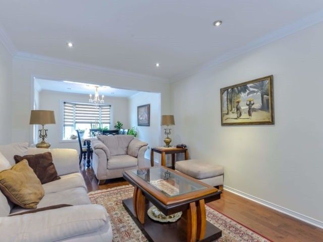 7337 Sandhurst Dr, Mississauga, L5N7G7 | Image 3