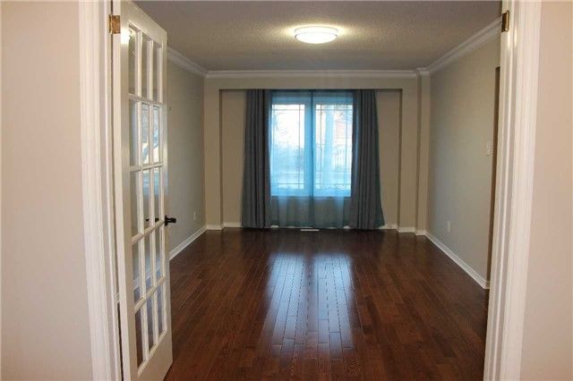 2253 Constance Dr, Oakville, L6J5L8 | Image 3