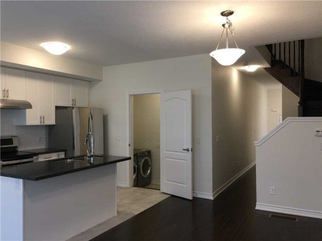 391 Athabasca Common Dr, Oakville, L6H0R5 | Image 2