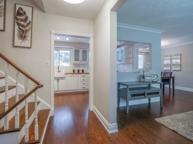 59 Sewell Dr, Oakville, L6H1C7 | Image 2