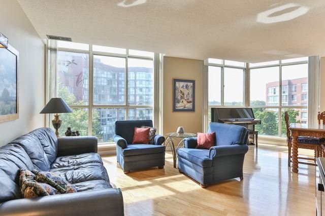 620 - 20 Southport St, Toronto, M6S4Y8 | Image 3